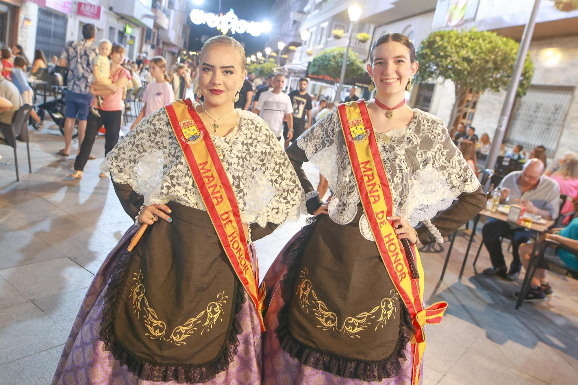 Aquí están las mejores fotos del bando de las fiestas de Almoradí 2025