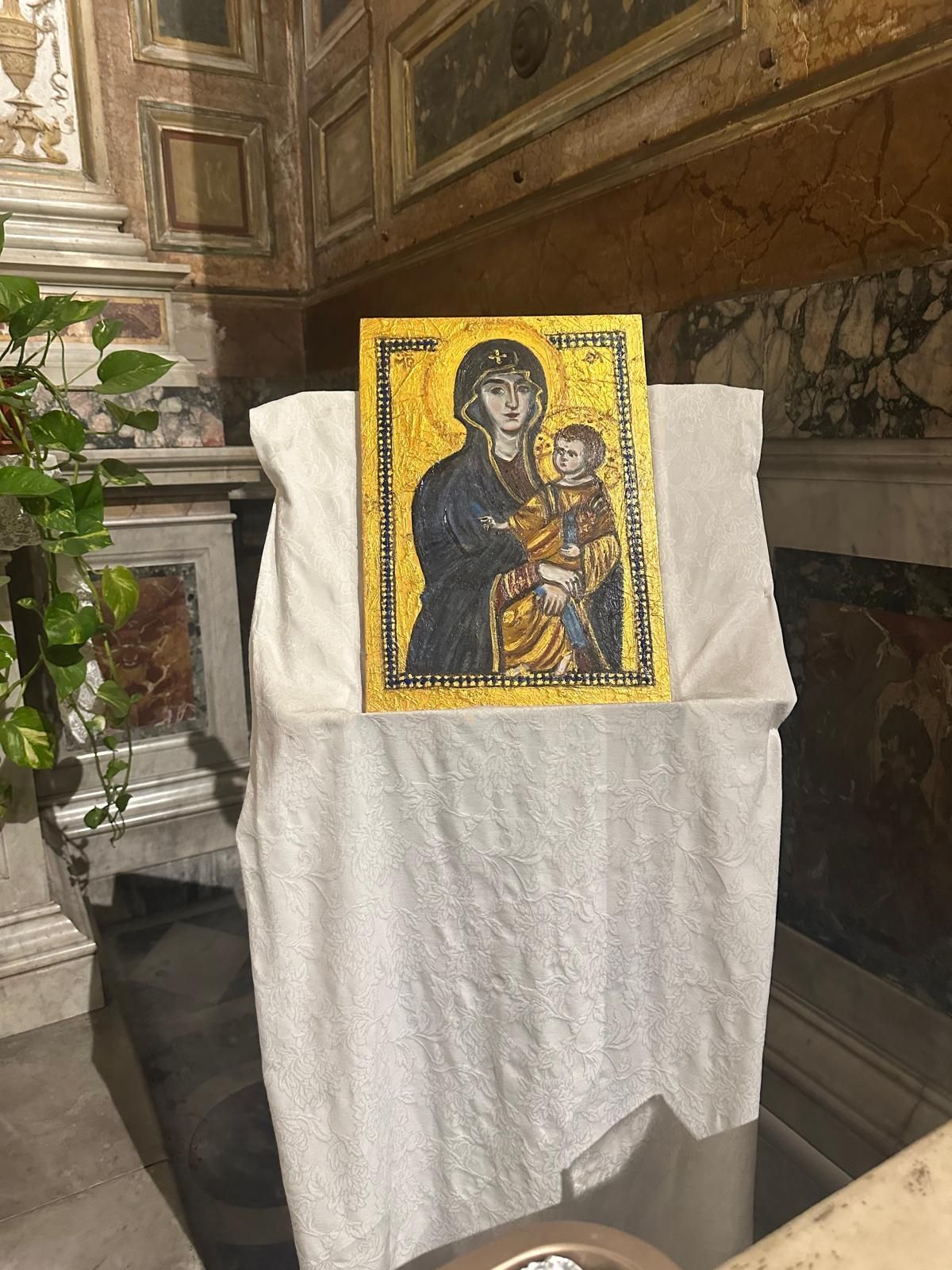 Un cuadro de la artista ilicitana que se puede ver en la iglesia de Trevi en Roma