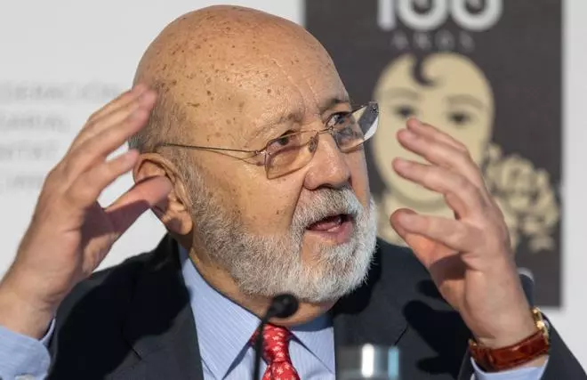 Conferencia del presidente del CIS, José Félix Tezanos, en Alicante