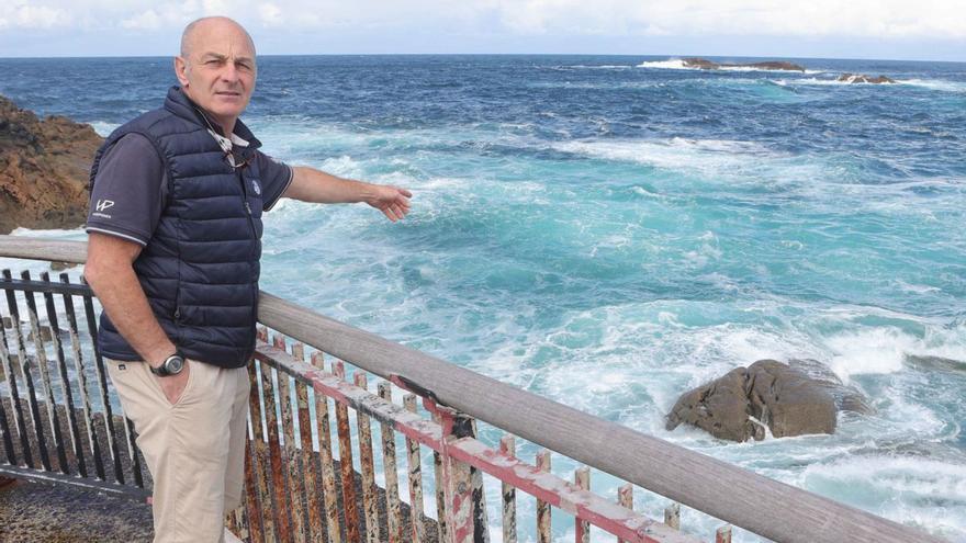 El técnico del acuario de A Coruña que repite rescate 18 años después: “Esta vez, no pude ni ponerme el traje”