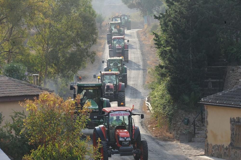 La protesta de agricultores a su paso por el Garru