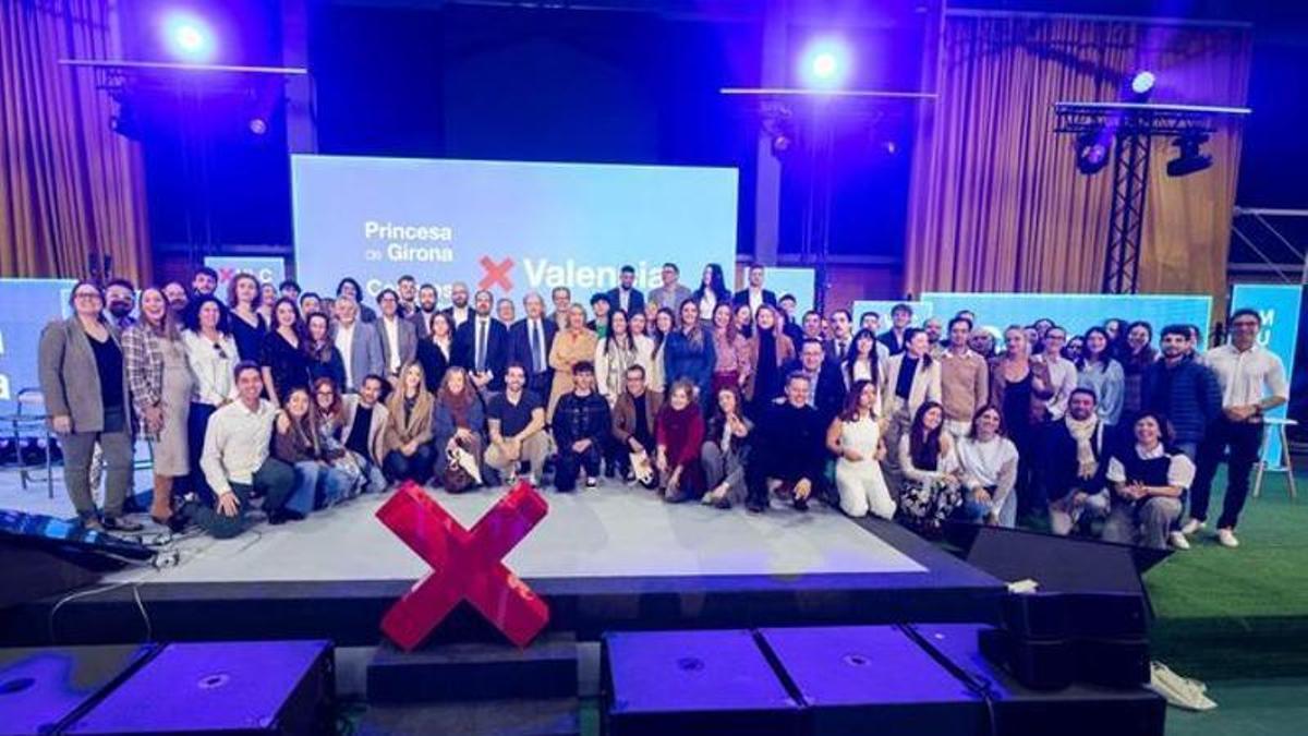 La Fundación Princesa de Girona reunió a jóvenes en Aldaia para abordar la recuperación social tras la dana.