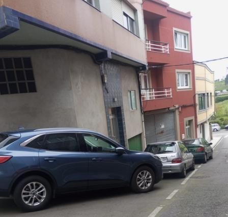 Estacionamiento en Gregorio Hernández.