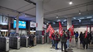 Els sindicats ferroviaris desconvoquen la vaga a partir de demà després d’arribar a un acord amb Transports