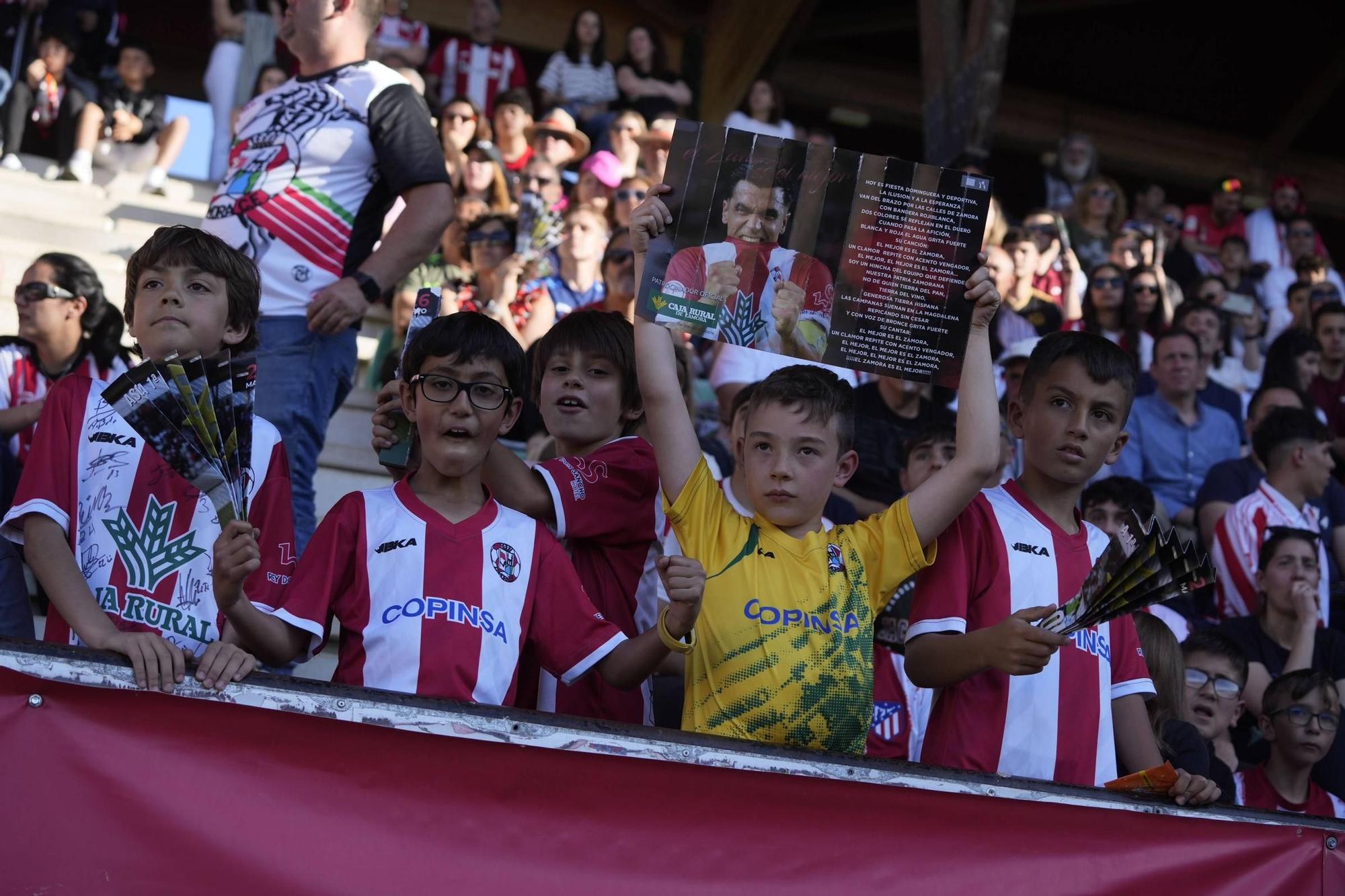 GALERÍA | El Ruta de la Plata también juega: el Zamora CF - San Sebastián de los Reyes, en imágenes