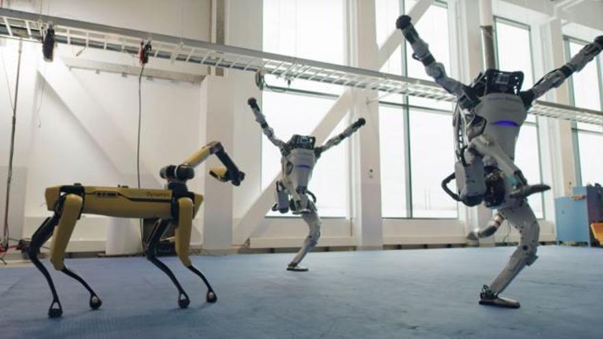 Robots de Boston Dynamics, bailando.