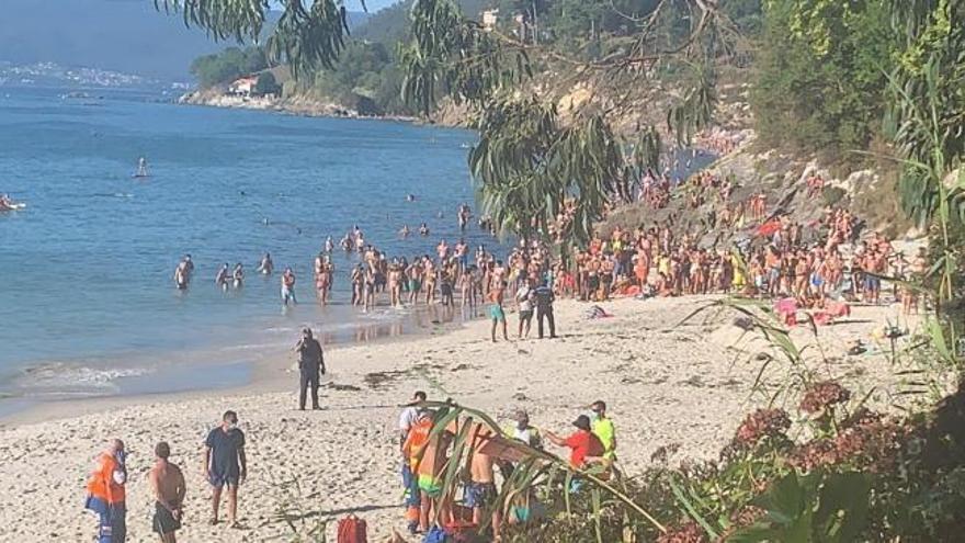 Susto en Lapamán: la evacuación de una bañista obliga a desalojar la playa