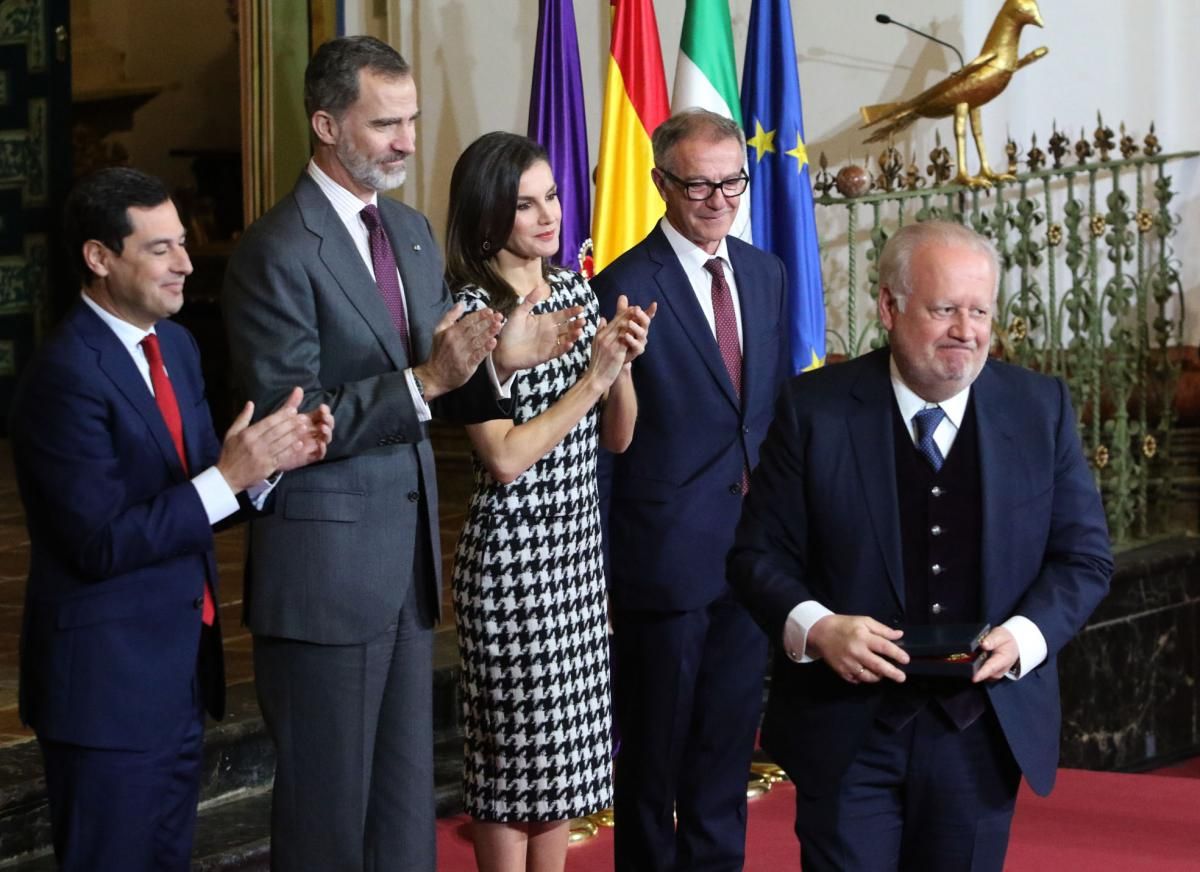 Los Reyes entregan las Medallas de las Bellas Artes en Córdoba