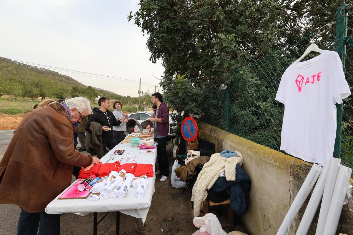 Todas las imágenes de la presentación de la asociación juvenil de Ibiza en Can Jordi