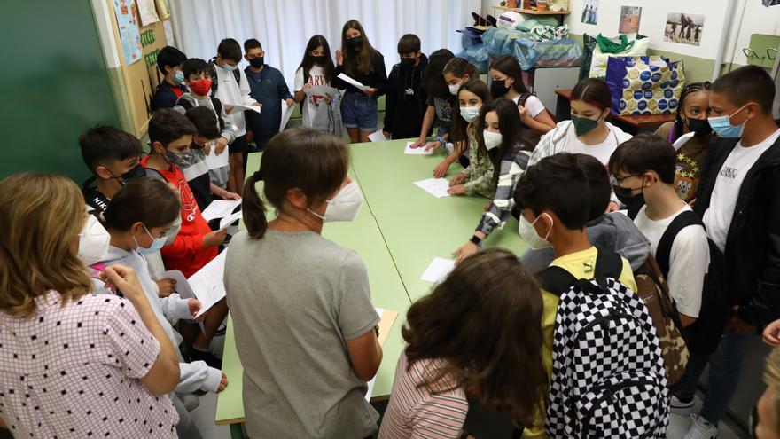 Así vivieron la vuelta a las clases en el IES Rosario Acuña de Gijón