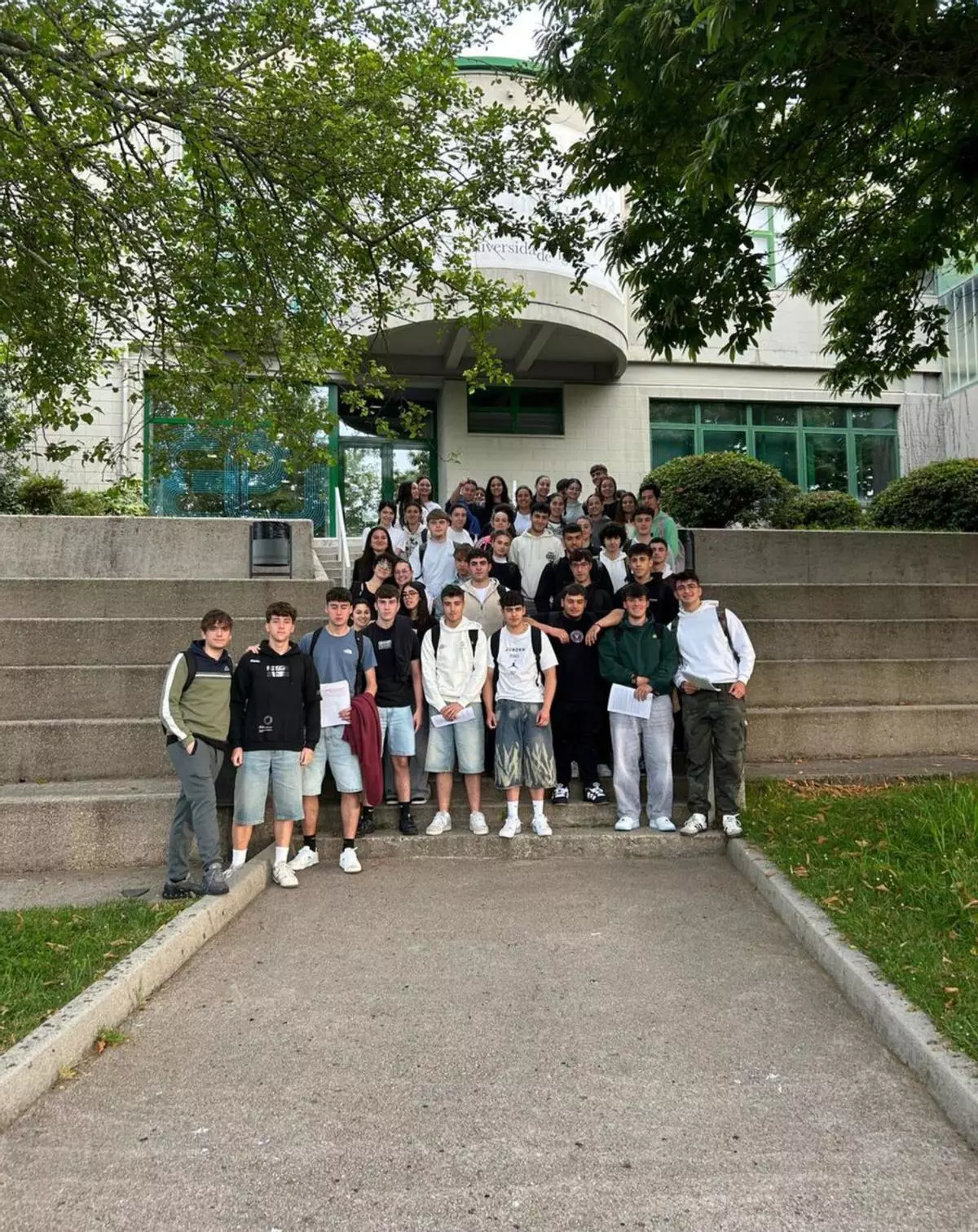 Un total de 221 de los 245 alumnos pasa la PAU y el IES As Barxas repite pleno