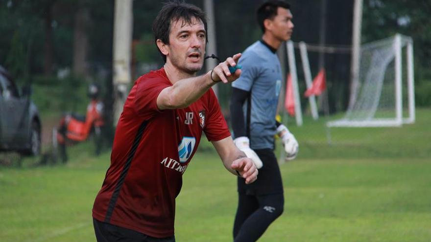 Pacheta durante una sesión de entrenamiento en el Ratchaburi tailandés.