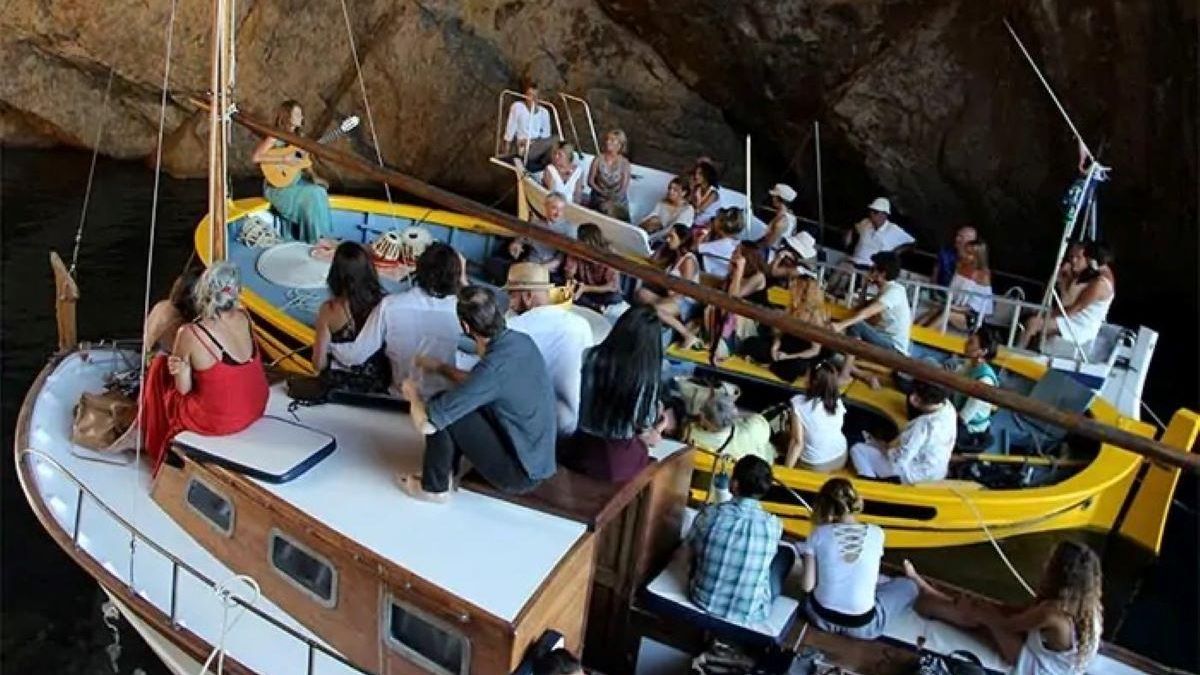 Els concerts es fan a bord d'una embarcació restaurada