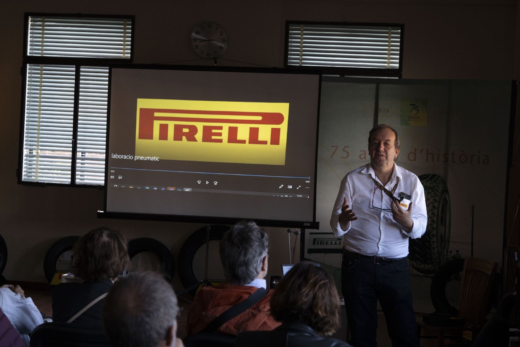 Pirelli exhibeix passat i present a punt de complir els cent anys a Manresa