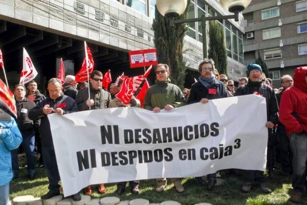 Fotogalería: Segunda jornada de huelga en Caja3