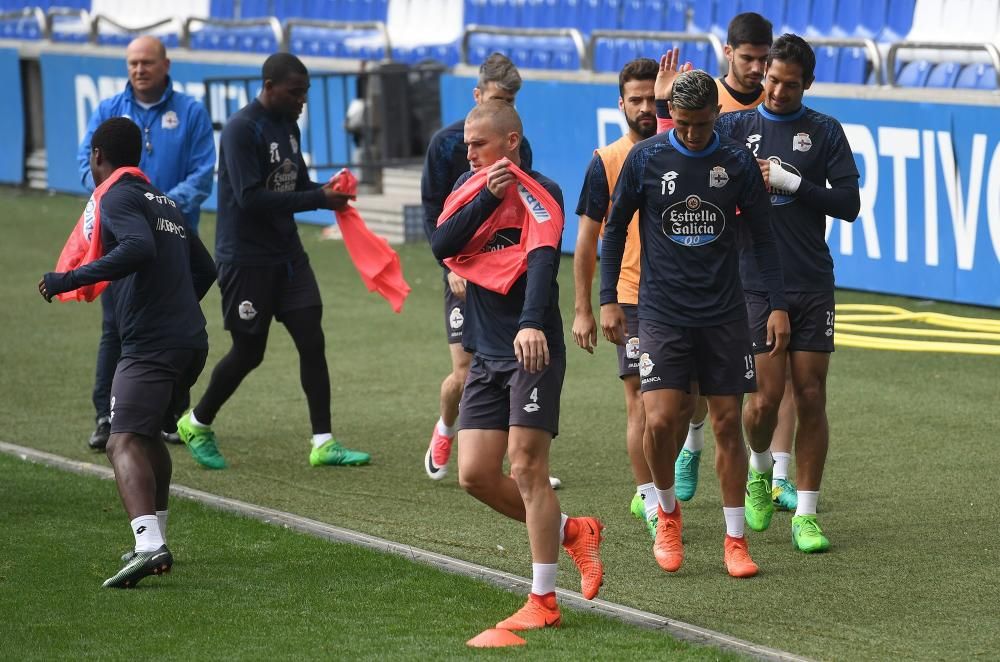 La plantilla deportivista continúa preparando el partido contra el Espanyol.