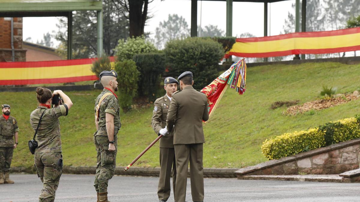 VÍDEO: Así fue el relevo del mando en el Regimiento Príncipe; el nuevo coronel será José Miguel Garcés Menduiña
