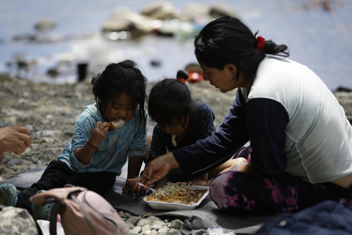 Niños migrantes guerreros para sobrevivir a la selva del Darién