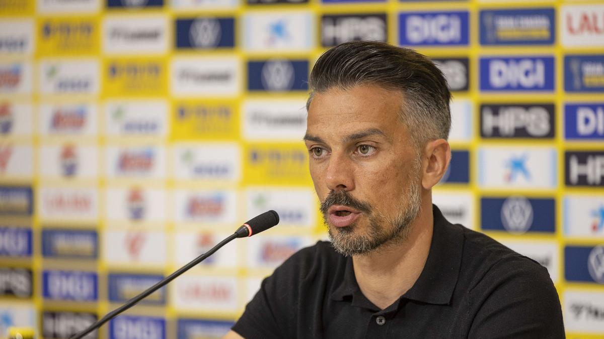 Rubén de la Barrera, durante su presentación como nuevo entrenador de la UD Las Palmas.