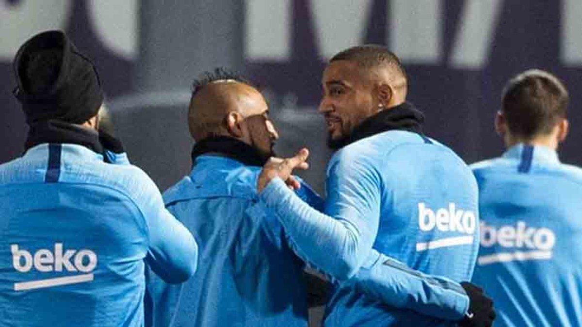 Prince Boateng y Arturo Vidal se intercambiaron mensajes