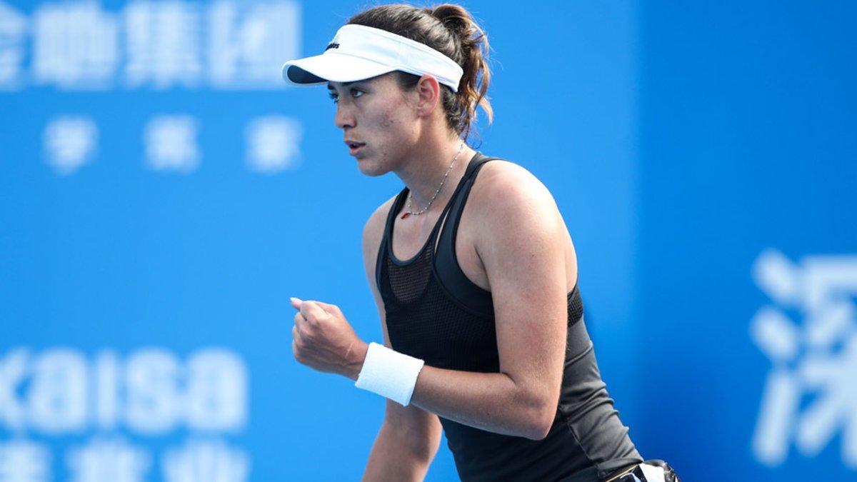 Muguruza sigue adelante en China