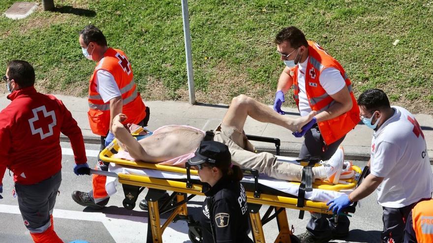 Herido un hombre al caerse desde un puente en la jura de bandera de Benidorm