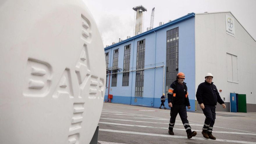 Industria respalda con 8,6 millones el plan &quot;verde&quot; de Bayer en Langreo