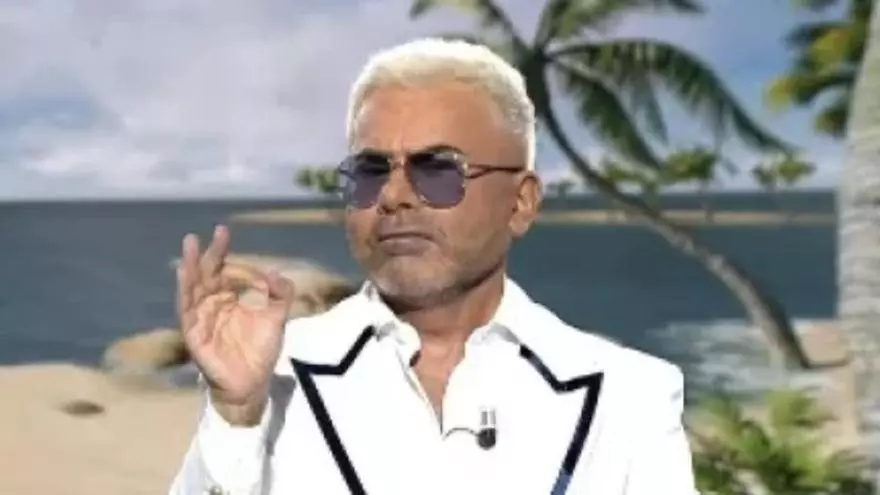 Jorge Javier Vázquez deslumbra en su reaparición en ‘Supervivientes’ tras su lifting facial