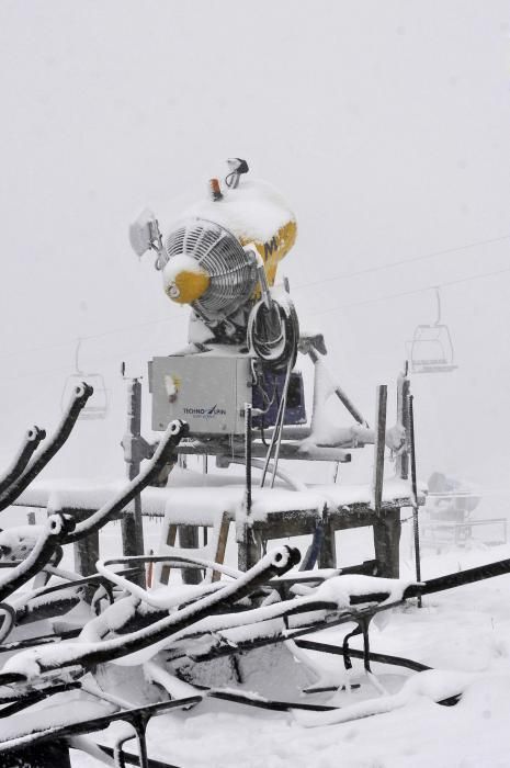 La nieve cubre el norte de España