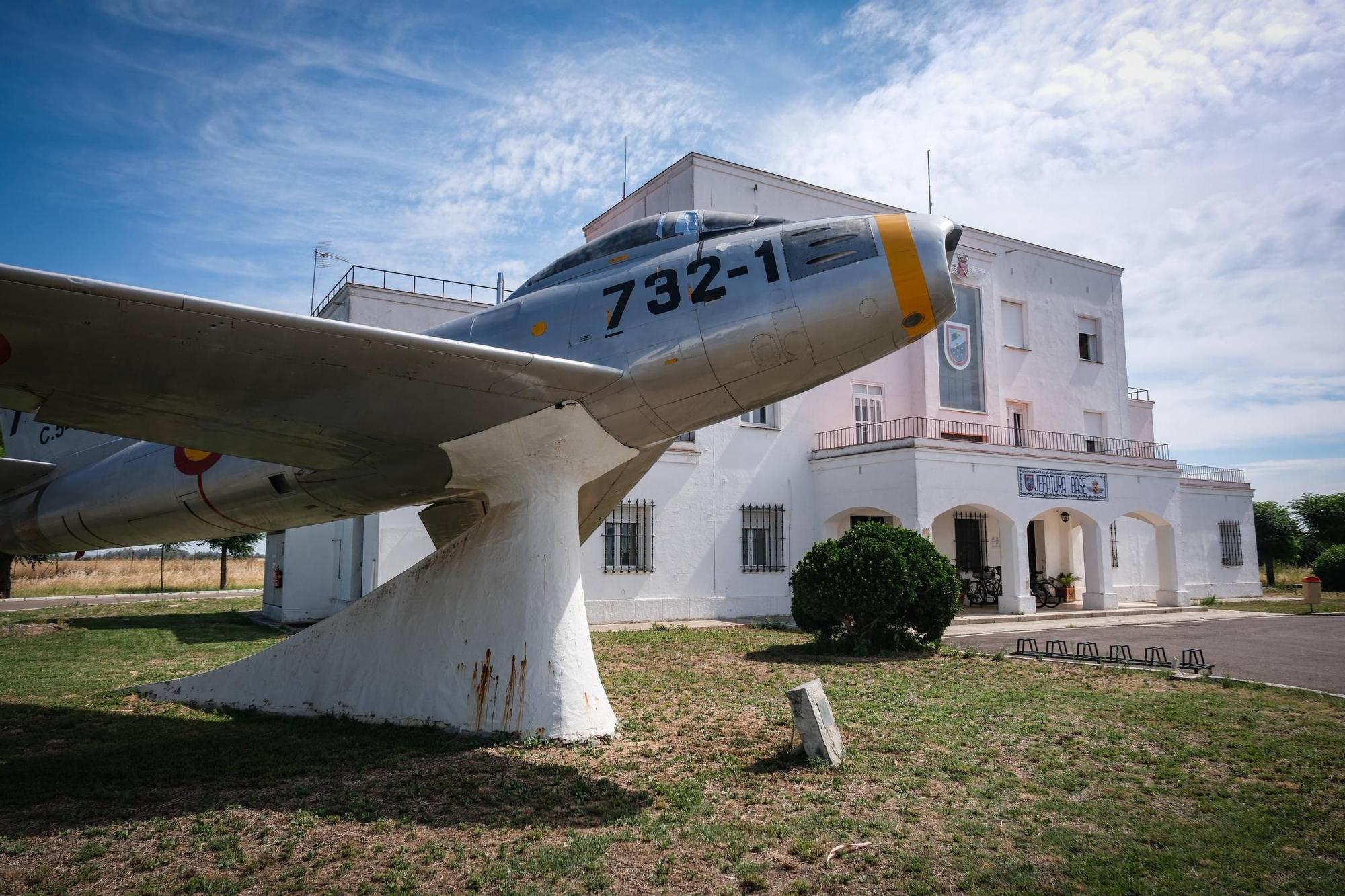 11 nuevos pilotos de caza finalizan su formación en la Base Aérea de Talavera la Real