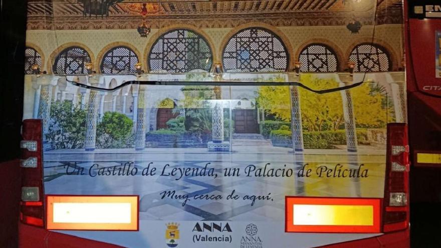 La imagen de la "pequeña Alhambra" de Anna recorre el corazón de València