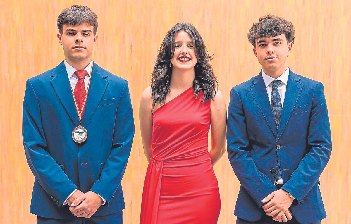 Gonzalo, Sofía y Pablo, alumnos del Colegio Hispano Inglés.