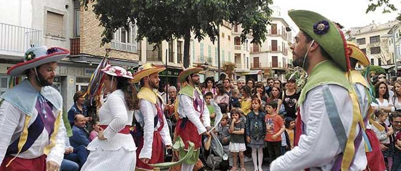 HabrÃ¡ que esperar a 2021 para que los Cossiers vuelvan a bailar en las calles de Manacor.