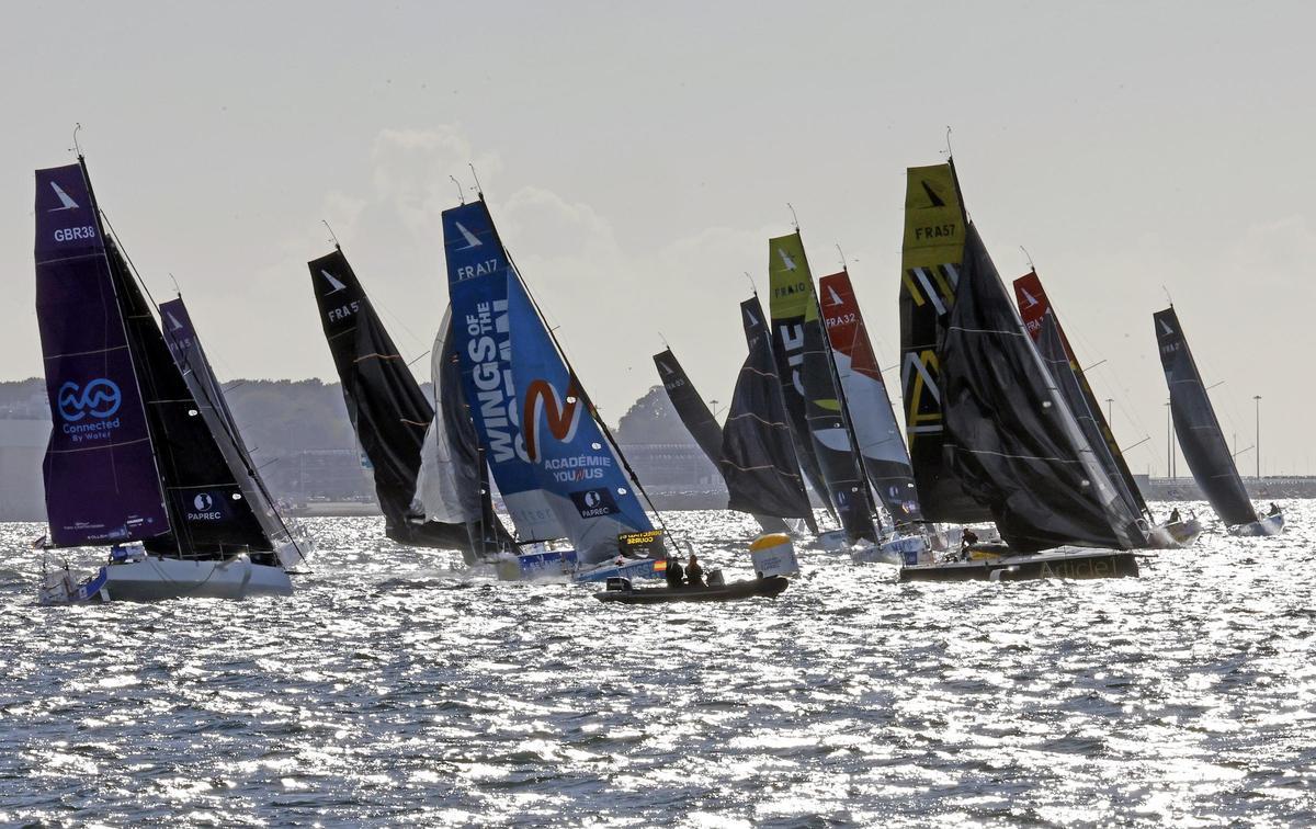 Vigo despide a La Solitaire du Figaro Paprec