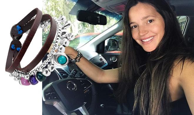 Malena Costa con pulsera de UNOde50