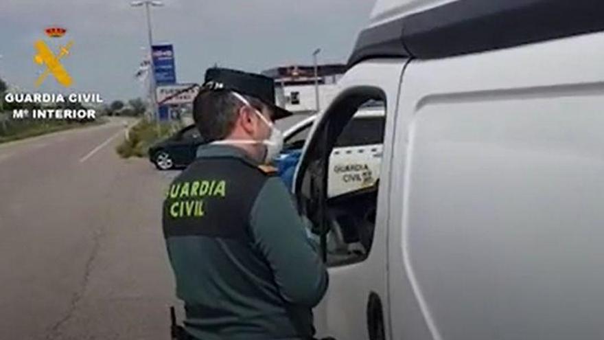 Denunciado un vecino del Burgo por recorrer 15 kilómetros para ir a comprar el pan