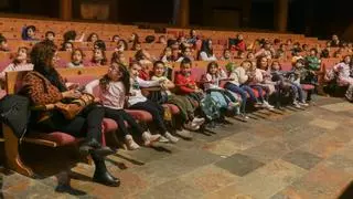 El Festival de Cine Inédito de Mérida une de nuevo la gran pantalla y las aulas: más de 2.500 escolares, seis películas y mil emociones