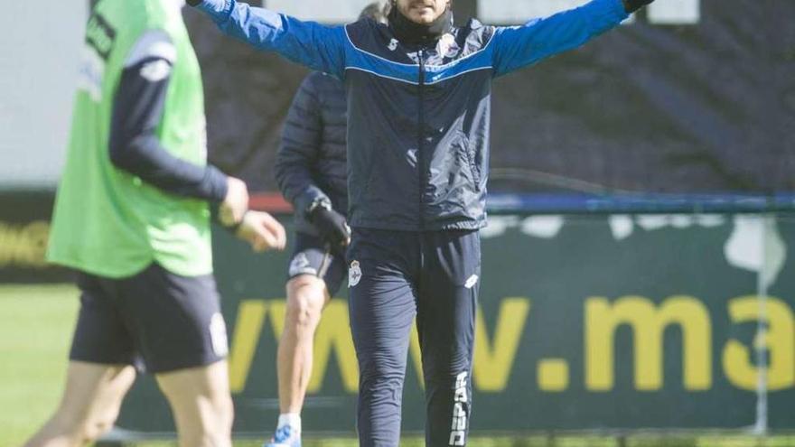 El coruñés Pedro Mosquera, durante la sesión de ayer en Abegondo.