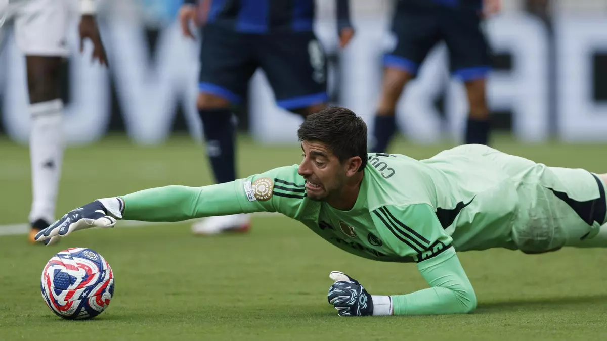 Courtois: "Si crees a 4 tuiteros que dicen que el nivel del Mundial es una mierda..."