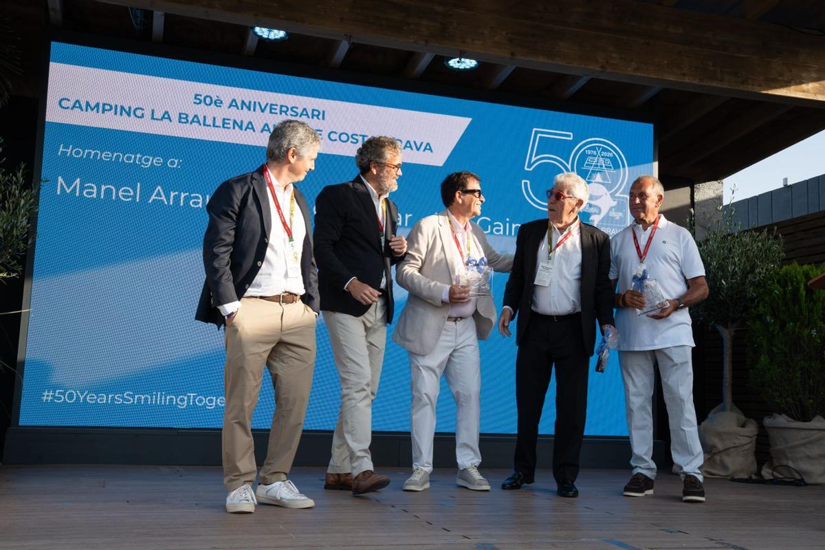 La cupula de BAM Resorts en la celebració 50è aniversari del càmping La Ballena Alegre.