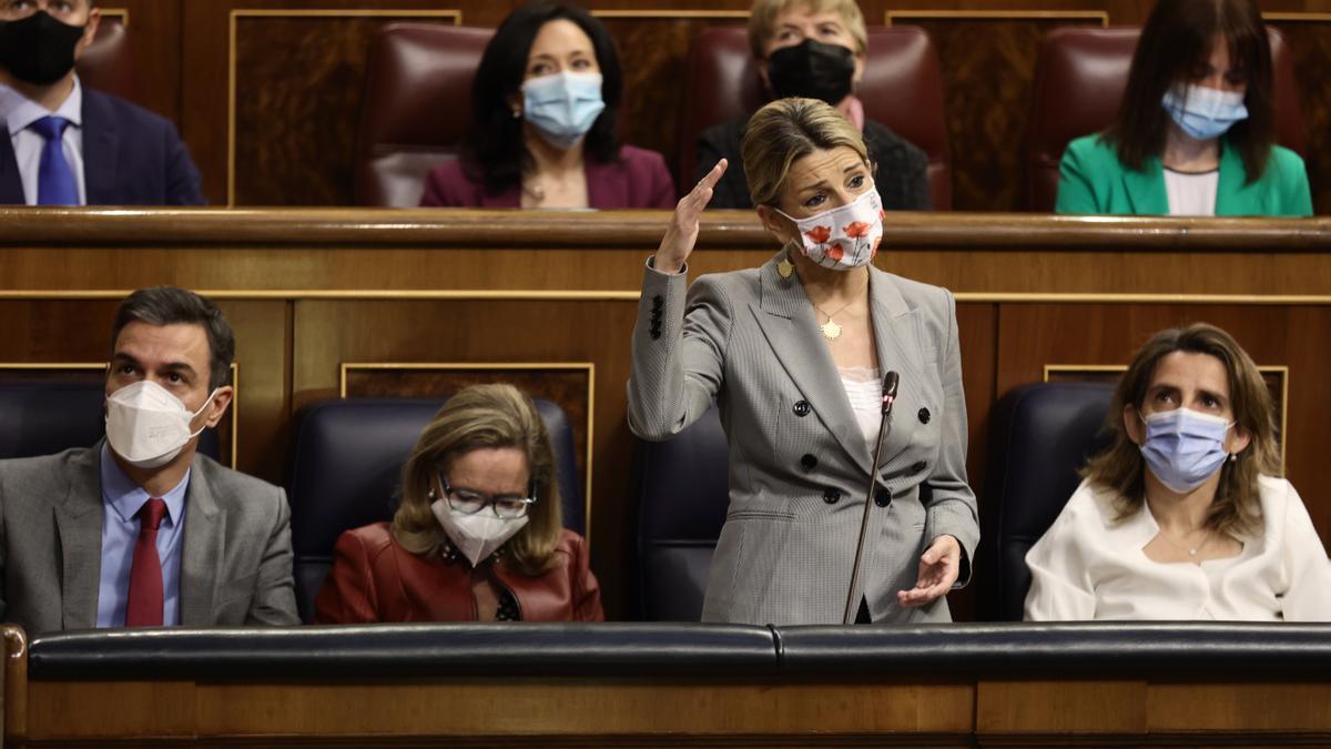 Yolanda Díaz, en una sesión del pleno del Congreso.