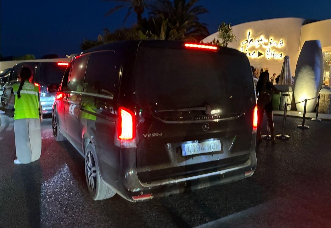 Los coches inmovilizados por transporte ilegal en el aeropuerto de Ibiza