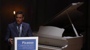 El presidente del Gobierno, Pedro Sánchez, durante la presentación de los actos homenaje a Pablo Picasso a los 50 años de su muerte, este 12 de septiembre de 2022 en el Museo Nacional Centro de Arte Reina Sofía de Madrid. 