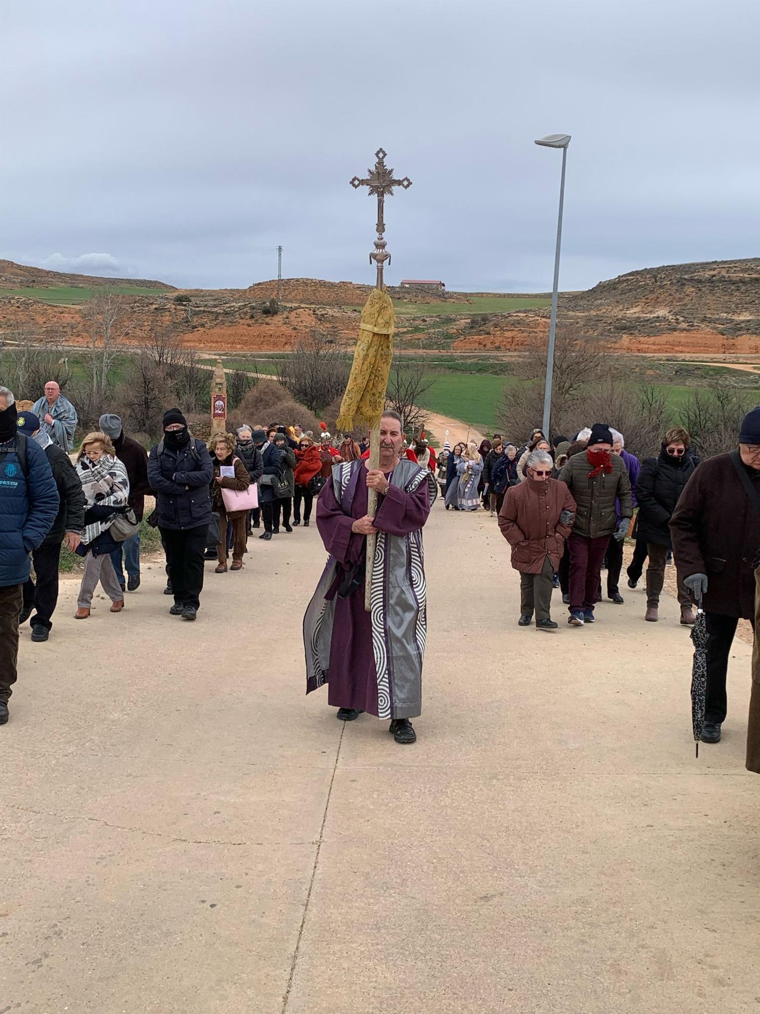 Las imágenes de la peregrinación cuaresmal de Vila-real a Torrehermosa, localidad natal de Sant Pasqual