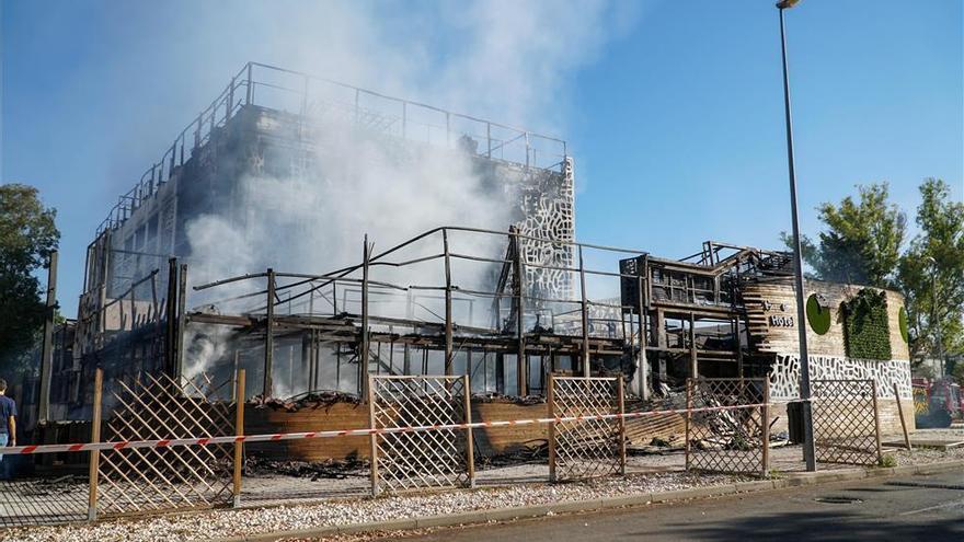 Un fallecido en el incendio de un hotel en Marbella