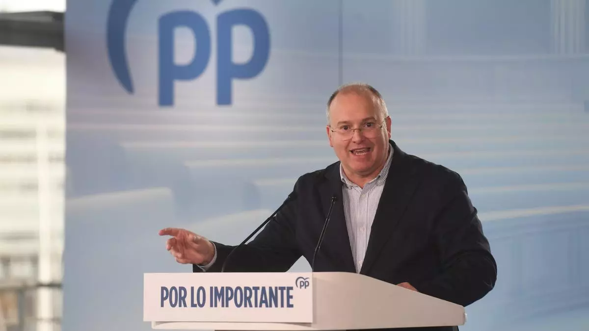 El PP llevará a Paco Salazar al Senado y a Zapatero para que explique "si blanqueó a una dictadura a cambio de negocios"