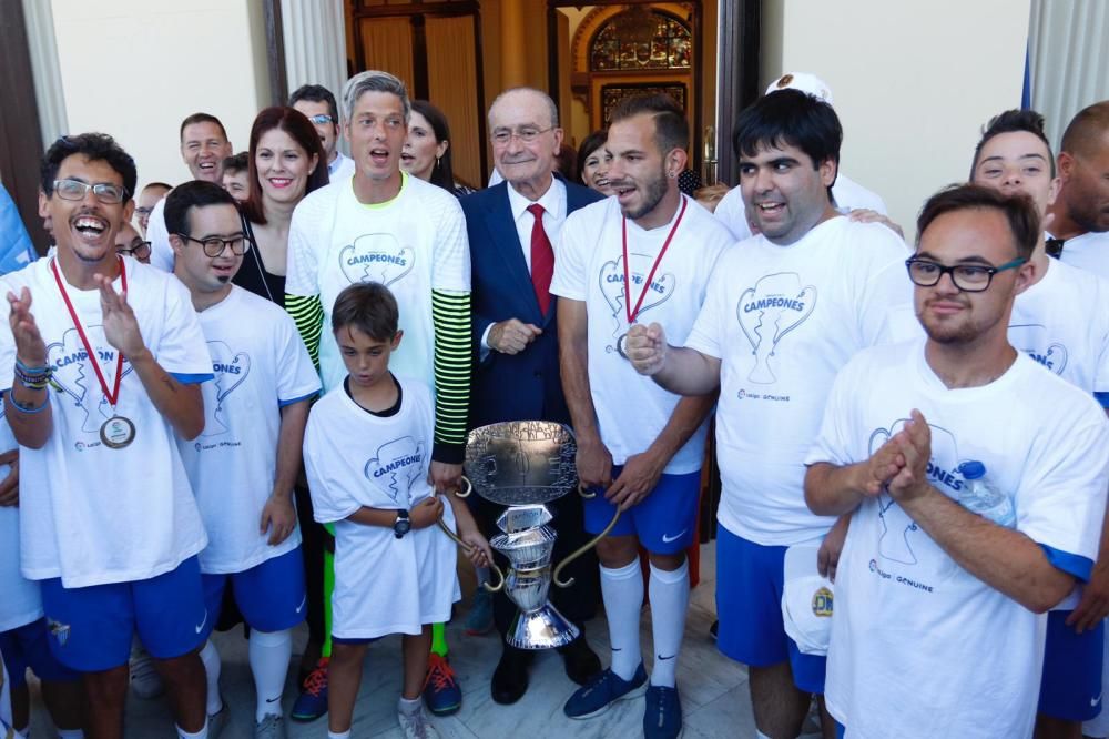 Recibimiento al Málaga CF en el Ayuntamiento de Málaga.