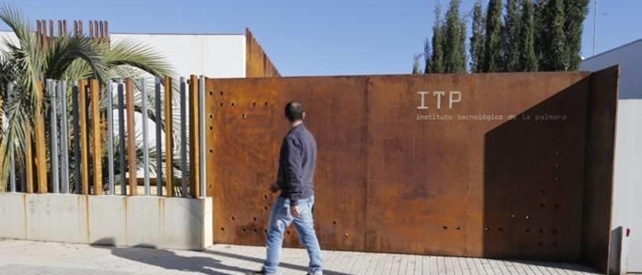 Sede del Instituto Tecnológico de la Palmera, un complejo ubicado en la zona de La Portalada y prácticamente sin uso desde que se entregó al Ayuntamiento en 2012.