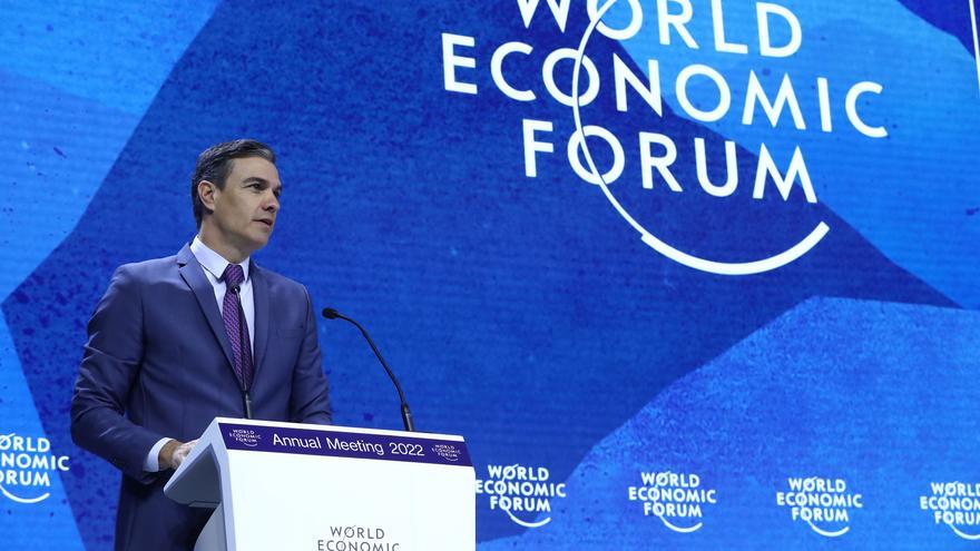 Sánchez se verá en Davos con directivos de grandes grupos industriales y firmas como BlackRock y Mubadala