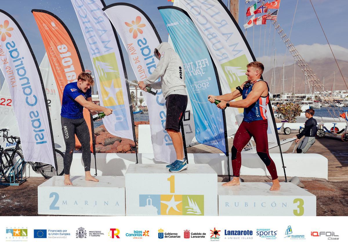 Podio iQFOiL masculino